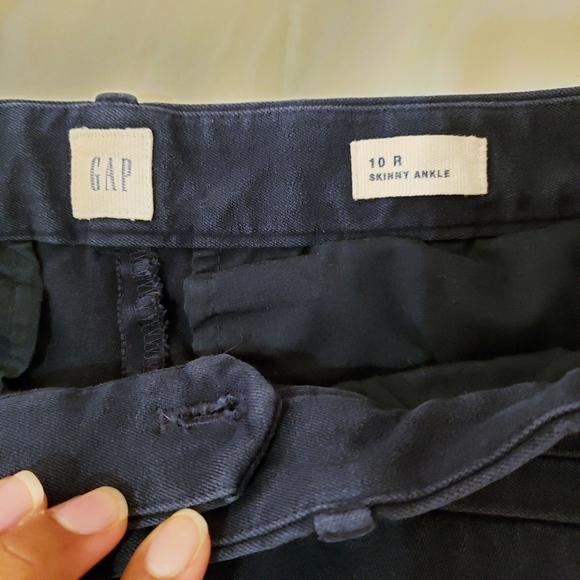 Gap Women's Skinny Ankle Pants - Picture 3 of 3